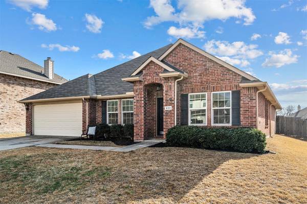 933 Cedar Creek Drive, Wylie, TX 75098