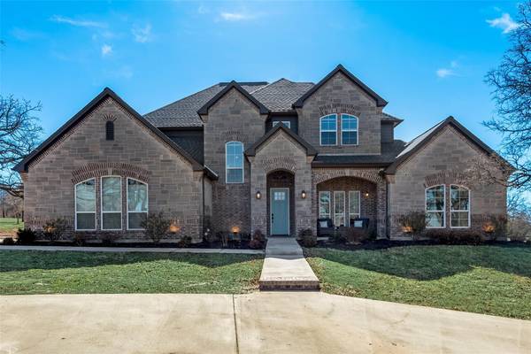 4024 Highland Oaks Lane, Cleburne, TX 76031