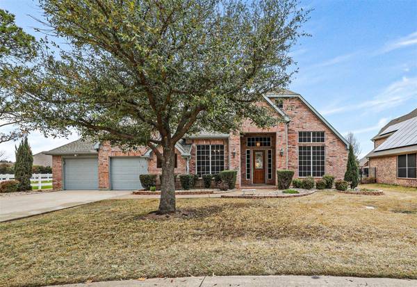 1020 Mesa Court, Shady Shores, TX 76208