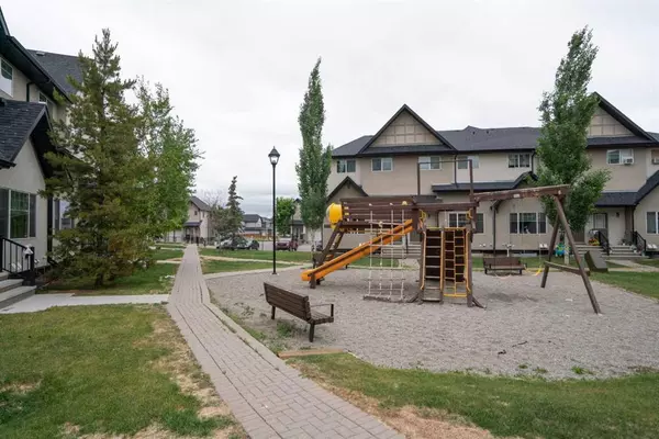 Okotoks, AB T1S 0G3,92 Cimarron Vista GDNS