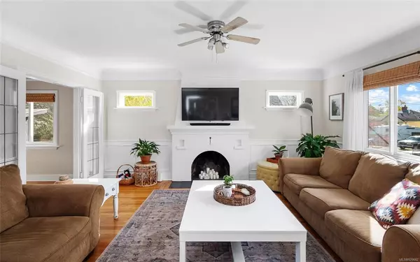 Saanich, BC V9A 1W8,3055 Earl Grey St