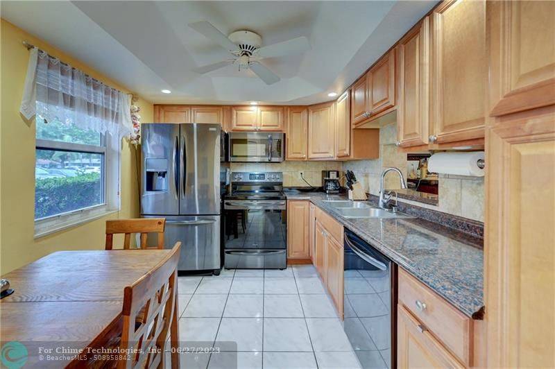 Dania Beach, FL 33004,141 SE 3rd Ave  #108