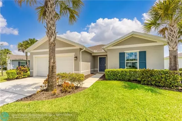 Fort Pierce, FL 34981,3512 Carriage Pointe Cir