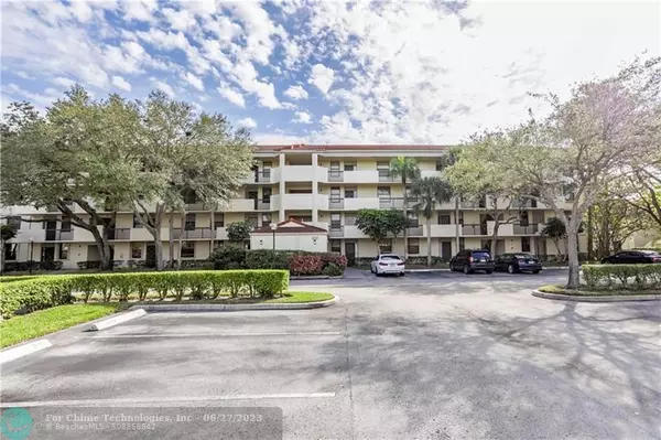 Coconut Creek, FL 33066,2908 Carambola Cir  #306