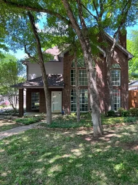 1210 Sandhurst Court, Grapevine, TX 76051