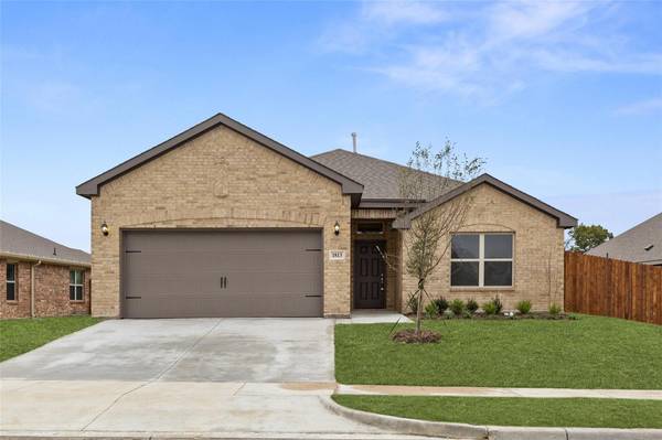 1813 Abelia Lane, Weatherford, TX 76086