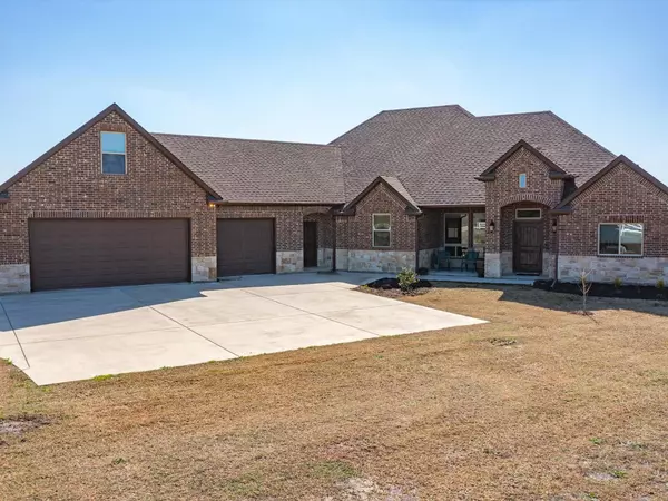 130 Highview Road,  Ennis,  TX 75119