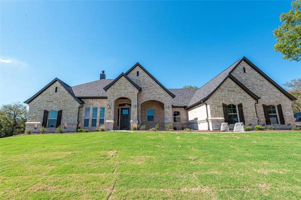 2035 Shady Creek Crossing, Azle, TX 76020