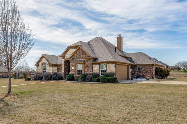 4000 Pheasant Run Drive, Joshua, TX 76058