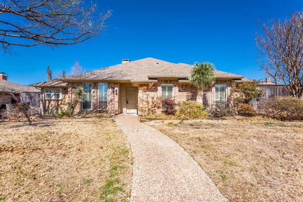 2323 Castle Rock Road, Carrollton, TX 75007