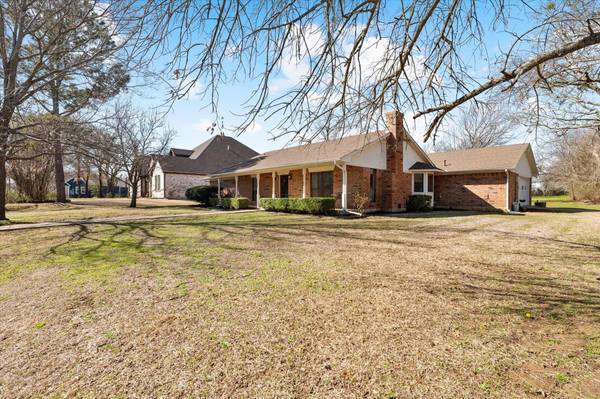 100 S Hill Street, Pilot Point, TX 76258