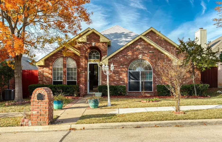 1809 Dew Valley Drive, Carrollton, TX 75010