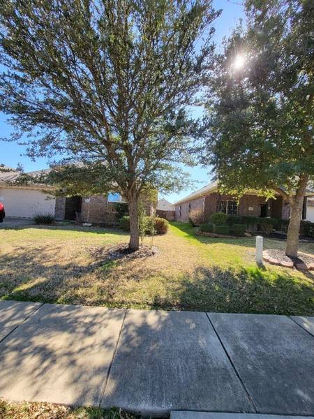 1304 Villa Paloma Boulevard, Little Elm, TX 75068