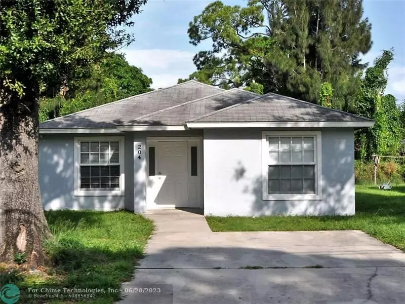 204 N 22nd St, Fort Pierce, FL 34950