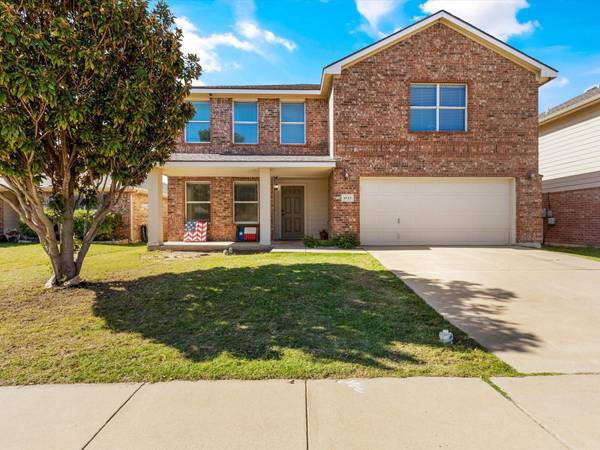 8513 Hawkview Drive, Fort Worth, TX 76179