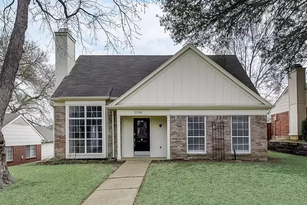 2206 Villawood Lane, Garland, TX 75040