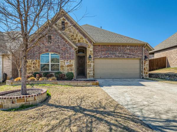 2709 Pointview Court, Lewisville, TX 75067