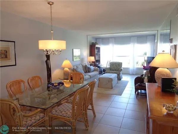 Deerfield Beach, FL 33064,4200 Crystal Lake Dr  #307