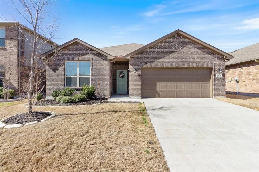 1028 Stanridge Lane, Van Alstyne, TX 75495