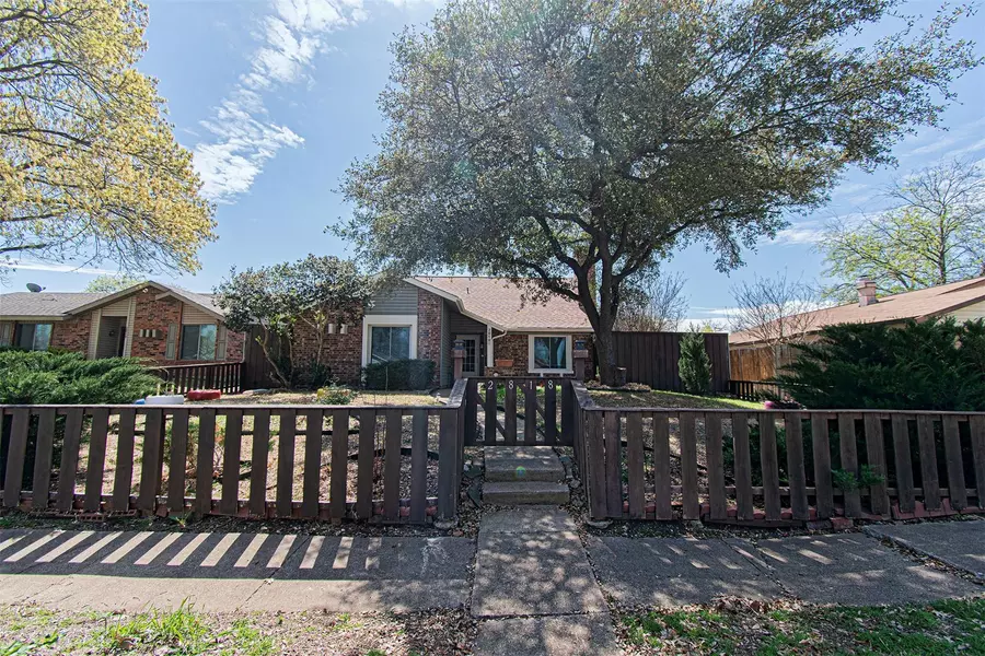 2818 Holy Cross Lane, Garland, TX 75044