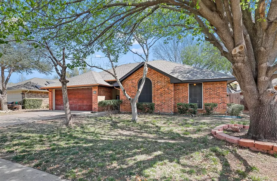 1104 Oak Valley, Denton, TX 76209