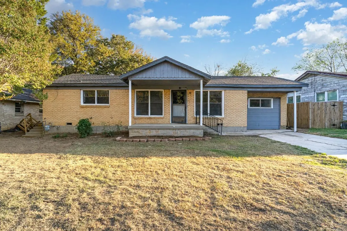 4248 Crenshaw Avenue, Fort Worth, TX 76105