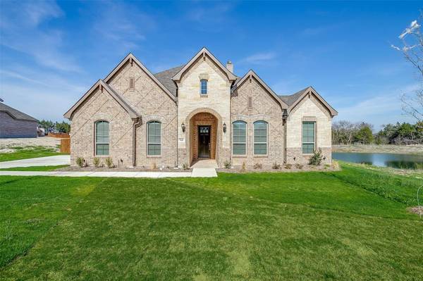 7441 Desert Willow Lane, Ovilla, TX 75154