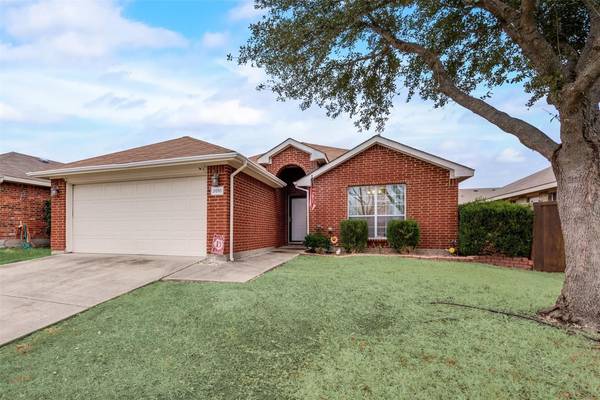 2010 Rushing Creek Drive, Heartland, TX 75126