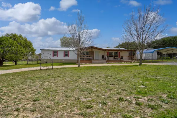 Weatherford, TX 76087,5027 Tin Top Road