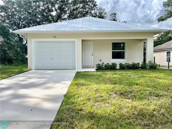 135 45th Avenue, Vero Beach, FL 32968