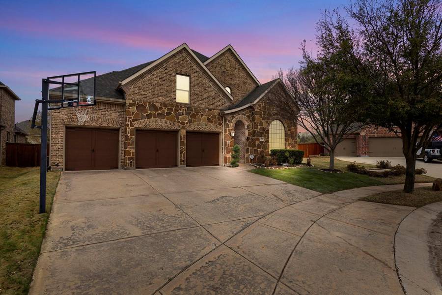 8204 Primrose Trail, Lantana, TX 76226