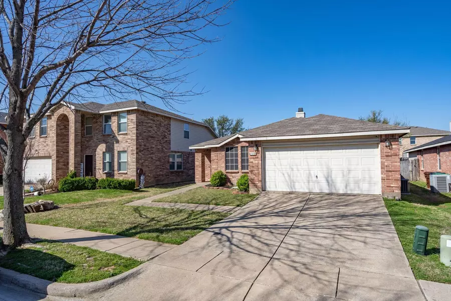 6108 Highfield Park, Denton, TX 76210