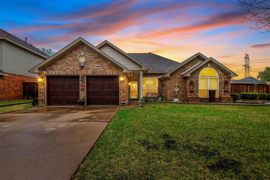 4392 Carolina Street, Grand Prairie, TX 75052