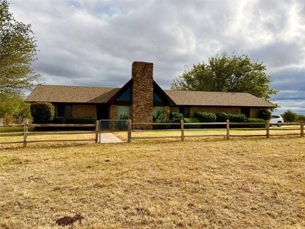 1730 E State Highway 6, Dublin, TX 76446