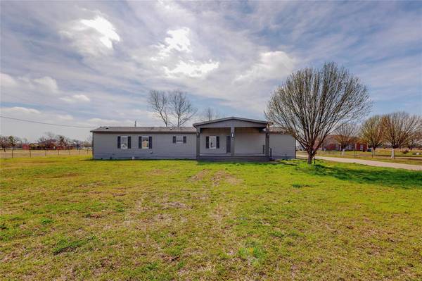 561 Ewing Road, Ferris, TX 75125