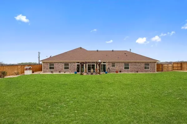 Springtown, TX 76082,1032 JUSTIN Drive