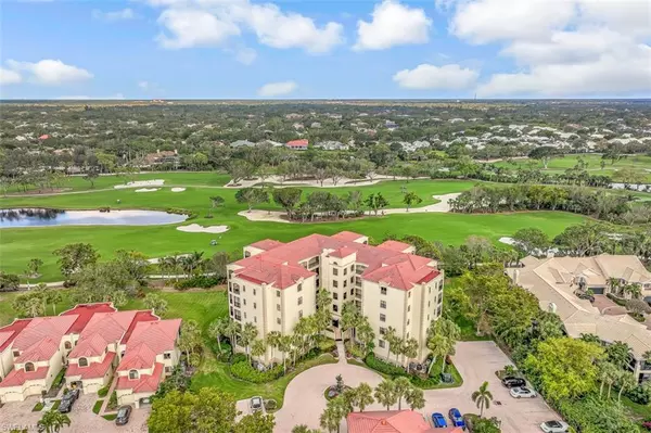 7008 Pelican Bay BLVD H-301, Naples, FL 34108