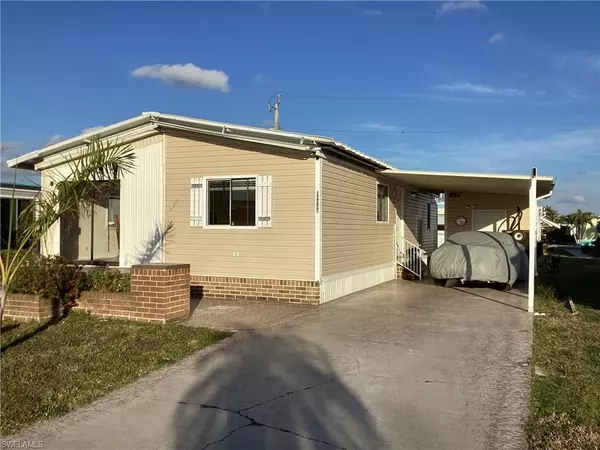 16046 Citron WAY, North Fort Myers, FL 33903