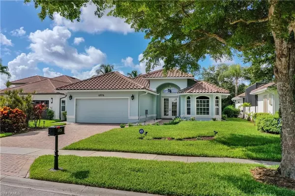 6976 Mauna Loa LN, Naples, FL 34113