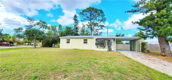 51 Andora ST, Lehigh Acres, FL 33936