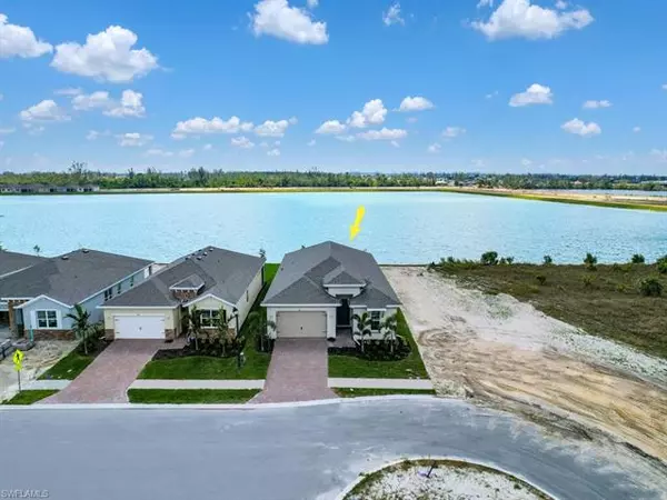 950 Stonewater Lake TER, Cape Coral, FL 33993