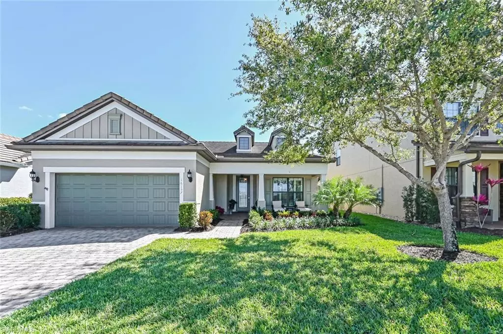 Naples, FL 34110,16157 Camden Lakes CIR