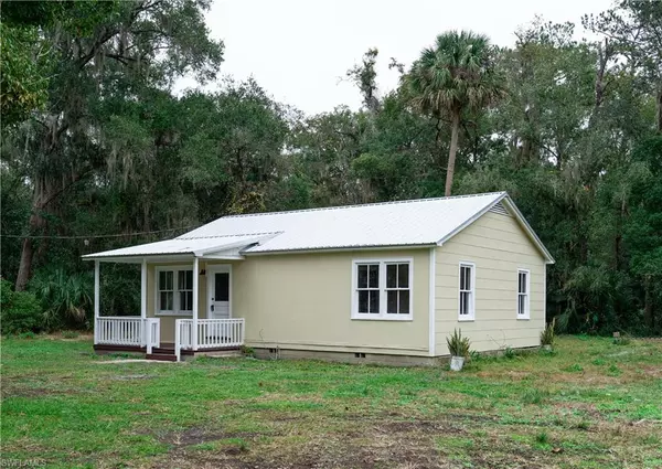 108 Maryland AVE, East Palatka, FL 32131