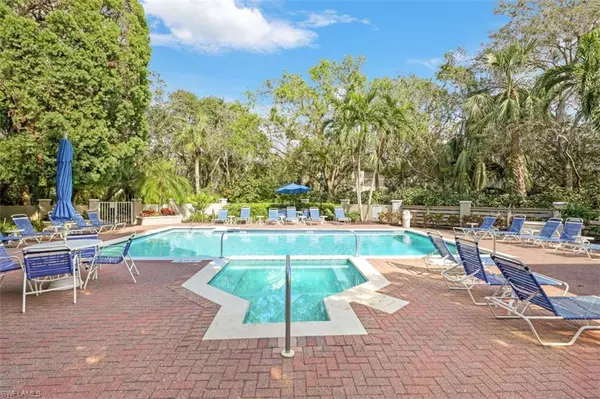 Bonita Springs, FL 34134,3330 Crossings CT 401