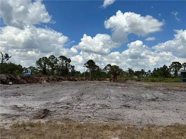 Lehigh Acres, FL 33976,2816 34th ST SW