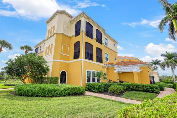 1466 Borghese LN 201, Naples, FL 34114