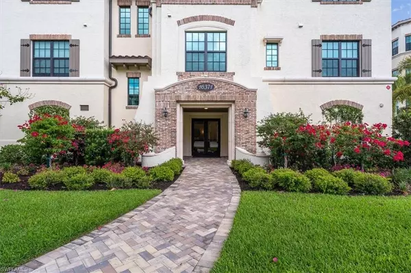 Naples, FL 34110,16371 Viansa WAY 201