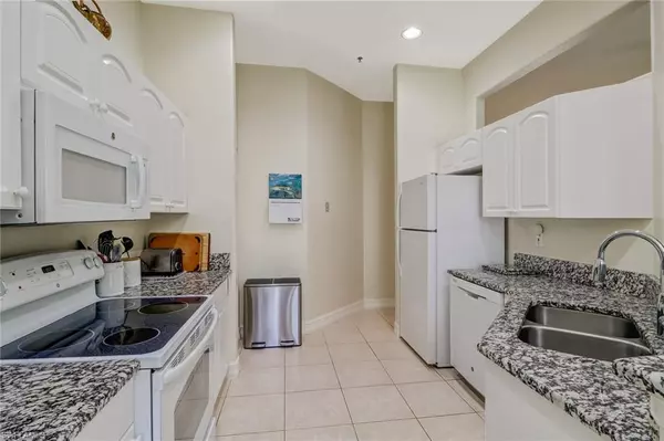 Naples, FL 34110,849 Carrick Bend CIR 202