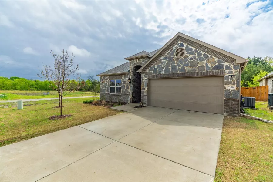 7846 Cottonwood Drive, Greenville, TX 75402