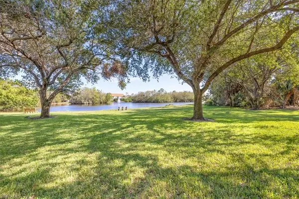 534 Lake Louise CIR A-102, Naples, FL 34110